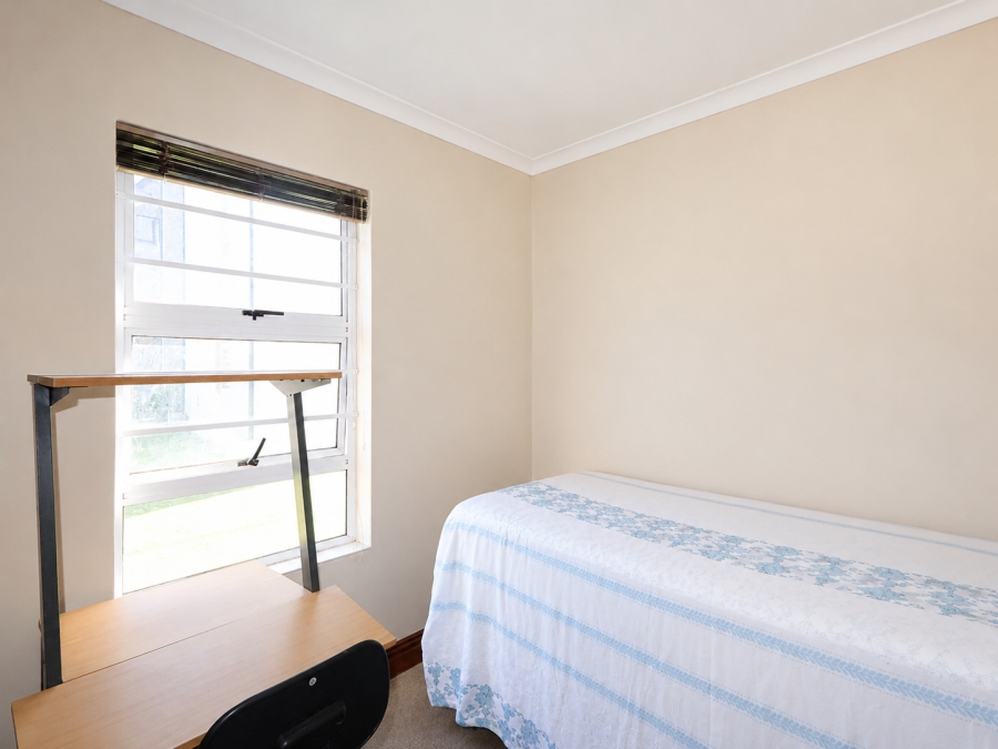 2 Bedroom Property for Sale in Buh Rein Estate Western Cape
